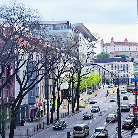 Cinnamon - Brand New - Presidential Garden - Air Conditioning - Free Parking * Bratysława