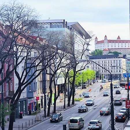 Cinnamon - Free Private Parking - Old Town - Air Conditioning * 布拉迪斯拉发