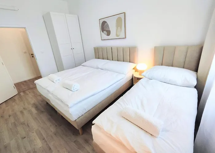 Apartament Cinnamon - Free Private Parking - Old Town - Air Conditioning Bratysława