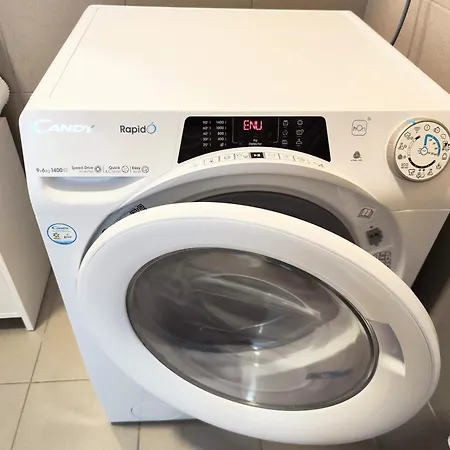 Cinnamon - Free Private Parking - Old Town - Air Conditioning * Bratislava