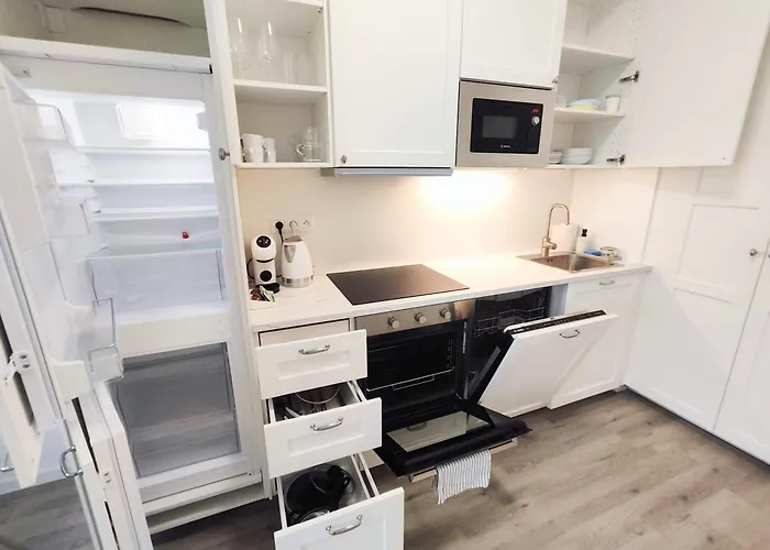 Cinnamon - Free Private Parking - Old Town - Air Conditioning Apartamento