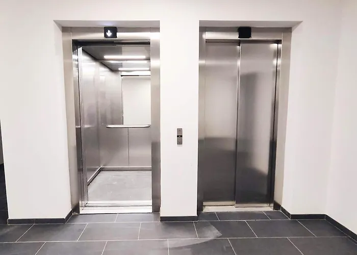 Cinnamon - Free Private Parking - Old Town - Air Conditioning