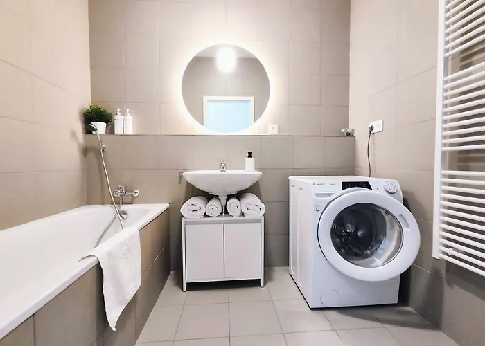 Apartman Cinnamon - Free Private Parking - Old Town - Air Conditioning